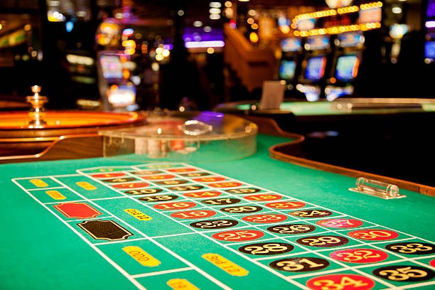 variety of slot game themes displayed on ngeslot platform